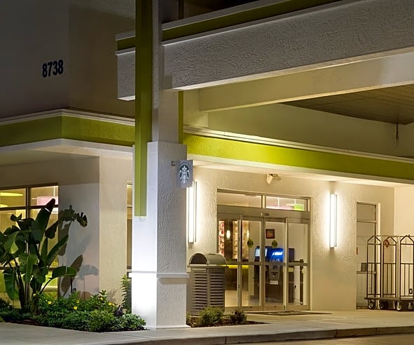 Avanti International Resort