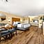 Travelodge by Wyndham San Clemente Beach