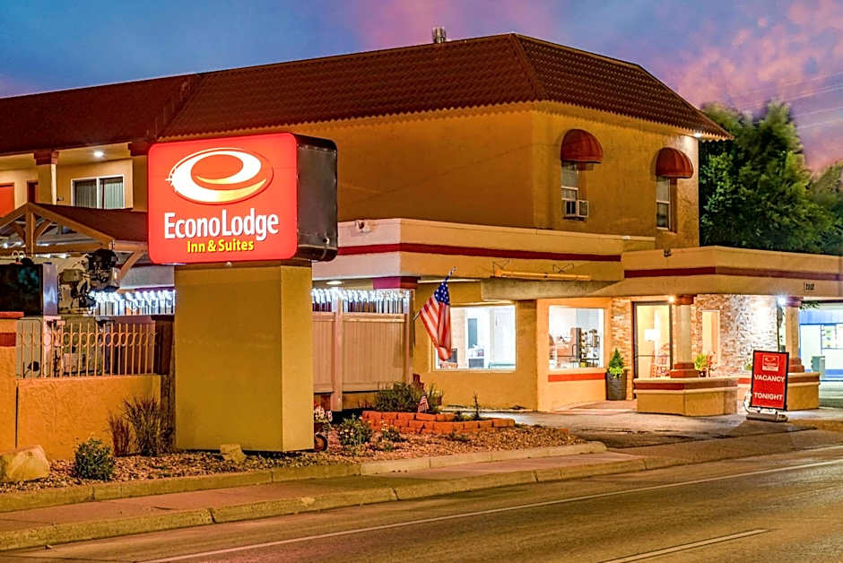 Econo Lodge Inn & Suites Durango