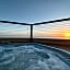 Piccadilly Penthouse with Jacuzzi