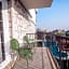 Urla 1867 Hotel