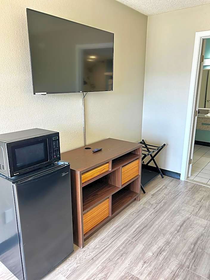 Super 8 by Wyndham Ocala