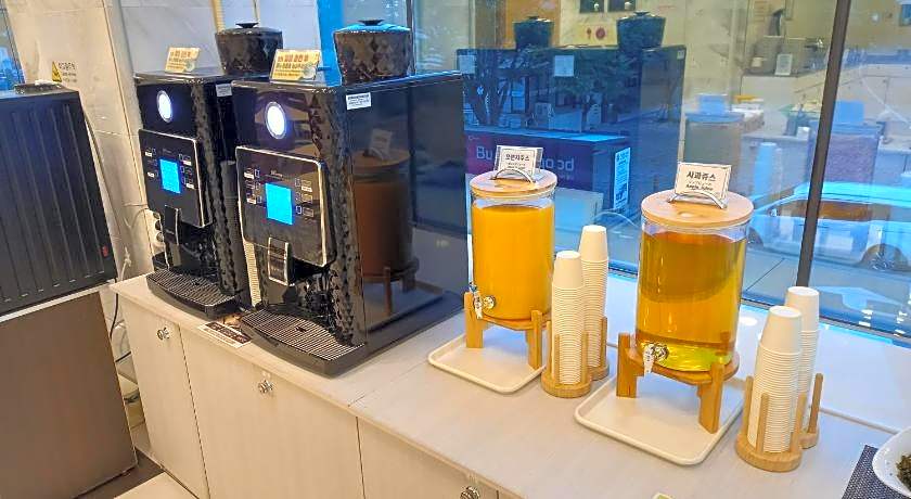 Toyoko Inn Busan Station 1