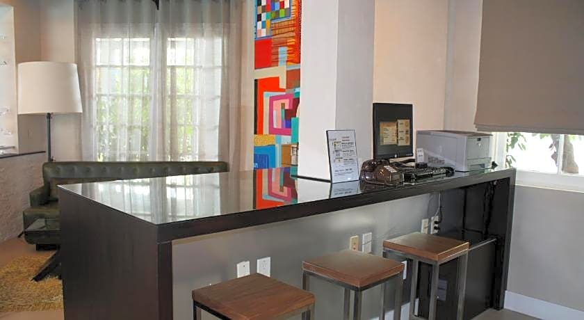 Hotel Current