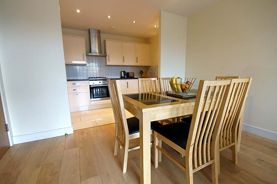 Lodge Drive Serviced Apartments
