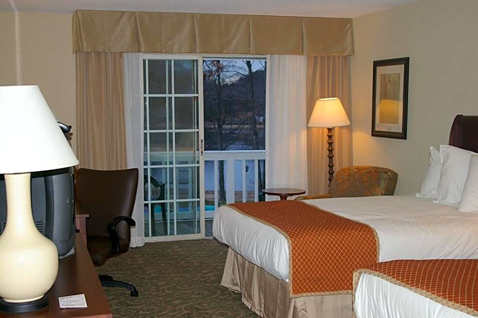 Sturbridge Host Hotel And Conference Center