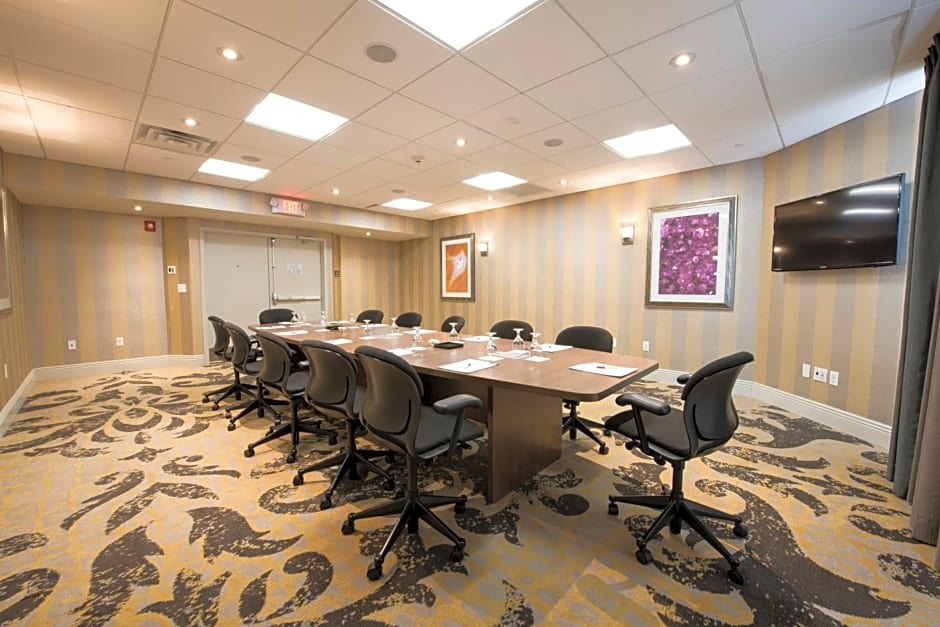 Crowne Plaza Saddlebrook By IHG