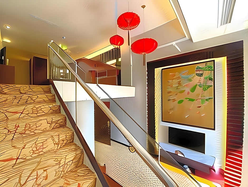 Metropole Hotel
