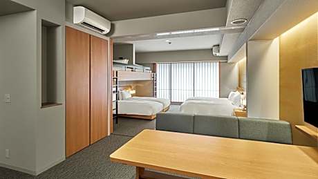 Deluxe One-Bedroom Loft Bed Apartment