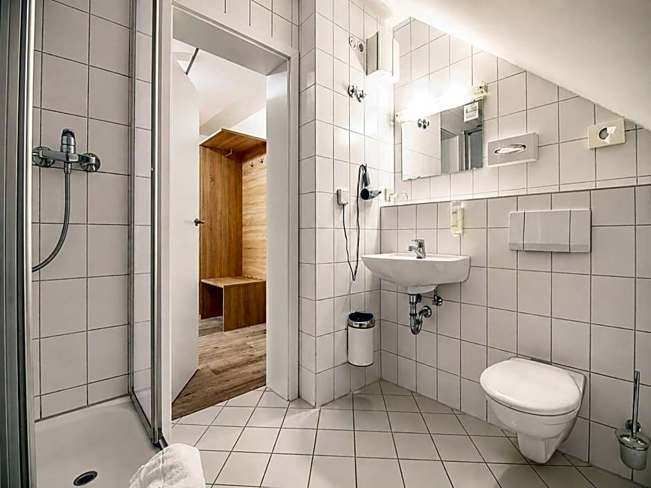 Wolfsburg Fallersleben Hotel by Belvilla