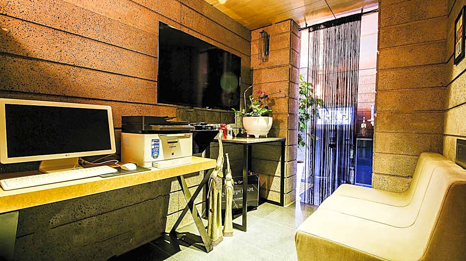 Louis Boutique Hotel