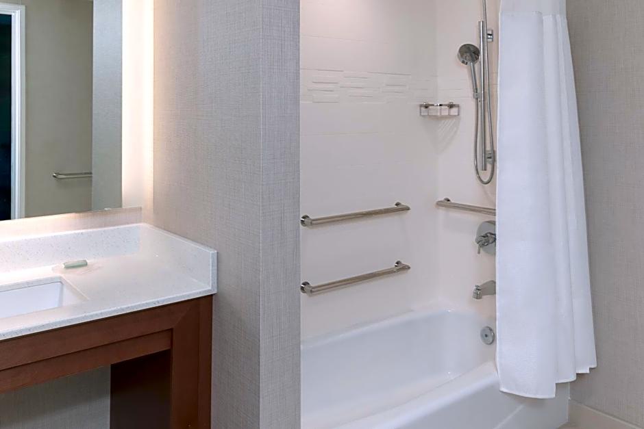 Residence Inn by Marriott Kansas City at the Legends