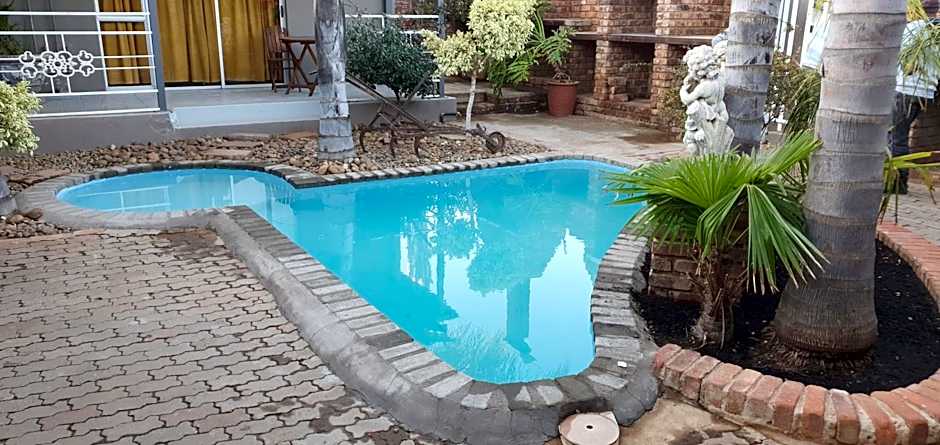 Barons Galley & Lodge