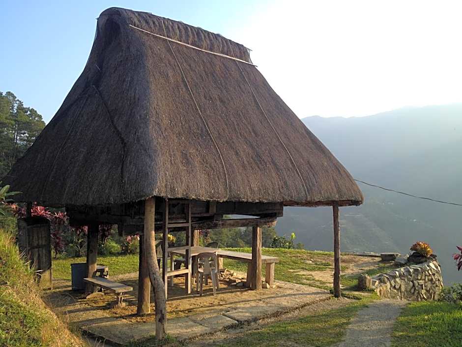 Hiwang Native House Inn & Viewdeck
