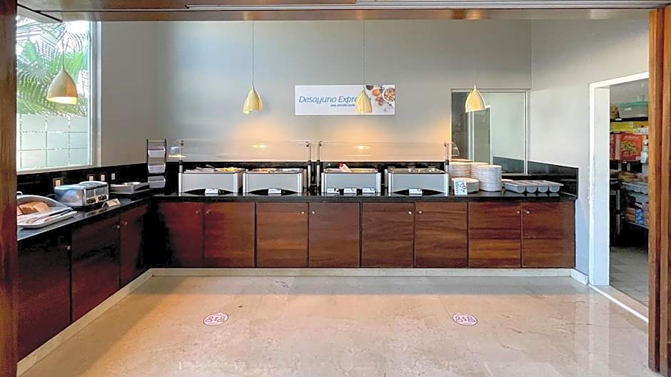 Holiday Inn Express Puerto Vallarta By IHG