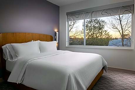 Studio Commons, 4 Bedroom Suite