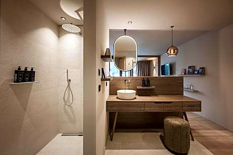 King Room with Balcony