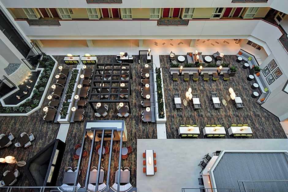 Embassy Suites By Hilton Hotel Little Rock