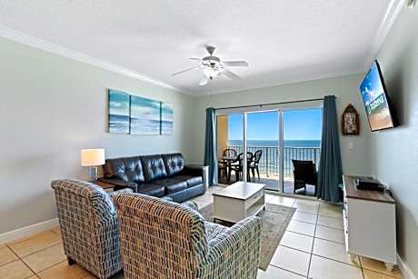 Crystal Shores West 202