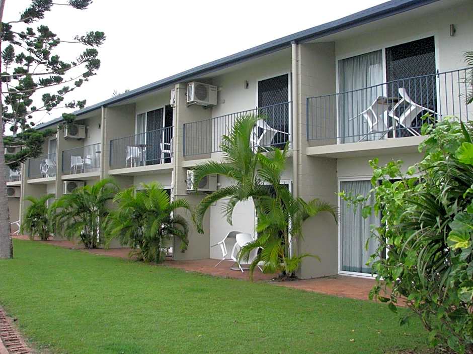Cardwell Beachcomber Motel & Tourist Park
