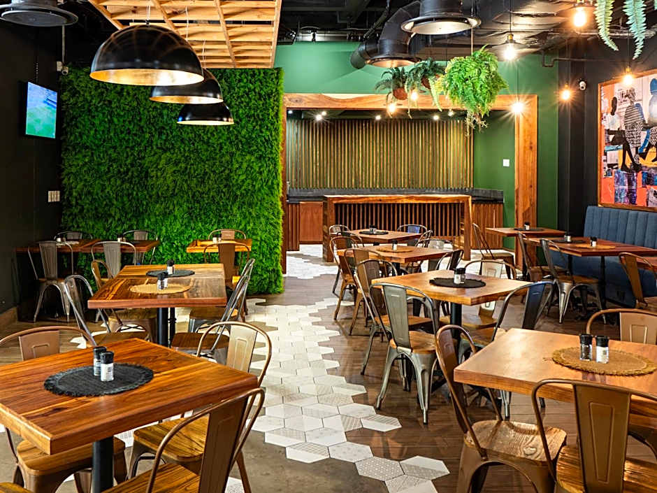 Signature Lux Hotel by ONOMO - Sandton