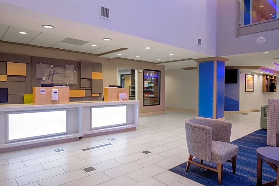 Holiday Inn Express Coventry S - West Warwick Area By IHG