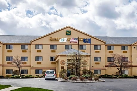 Quality Inn & Suites South Bend Airport