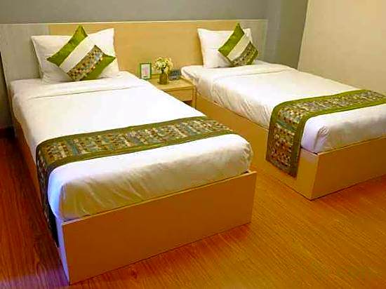 Aileen Hotel