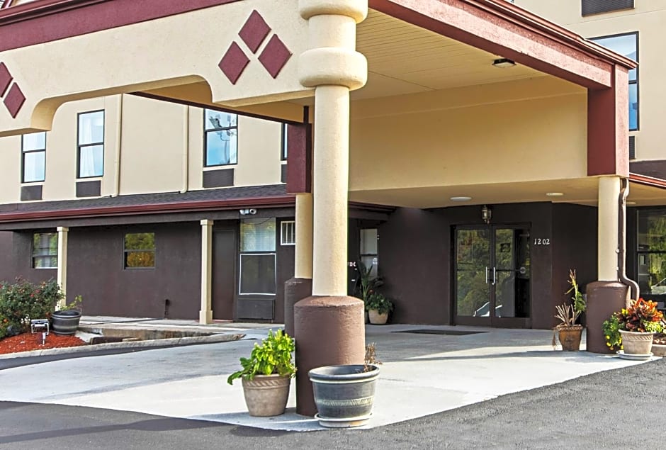 Red Roof Inn High Point - University