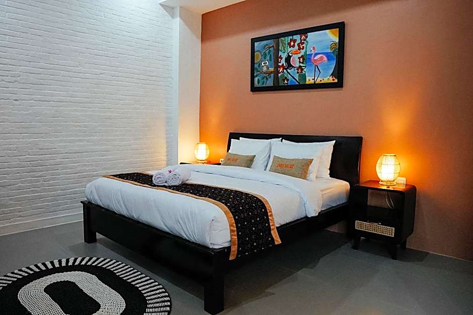 Emka Villa Traditional Minimalist