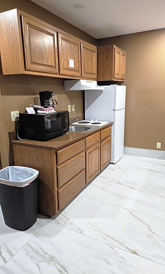 TownHouse Extended Stay Hotel Downtown