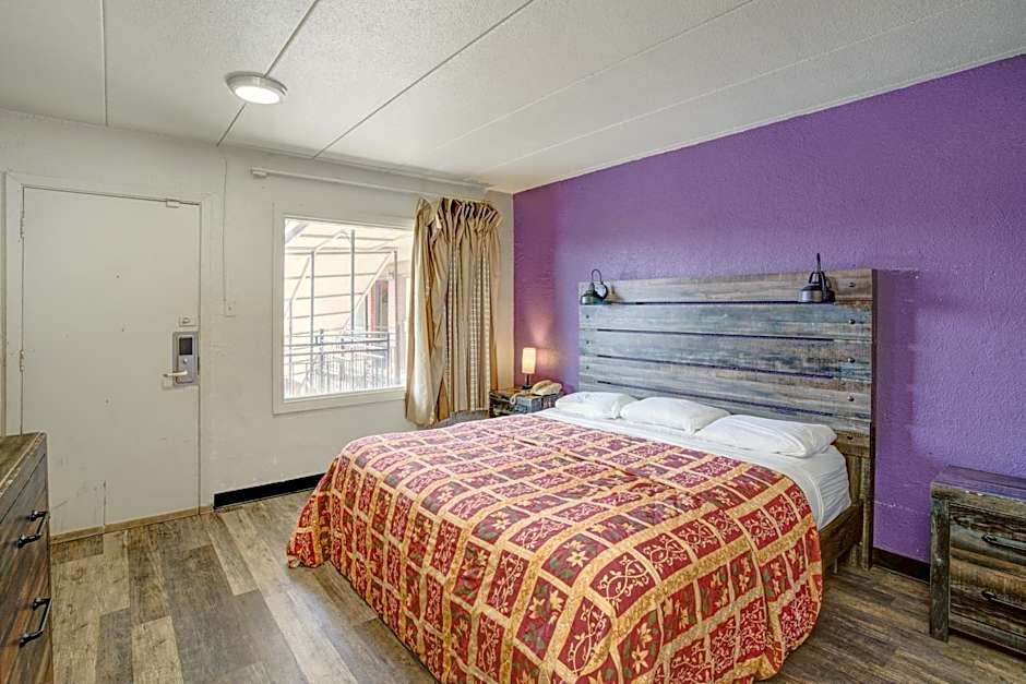 Hotel O Miami Inn & Suites Chicago Midway Airport