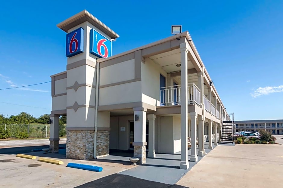 Motel 6-Wichita Falls, TX - North