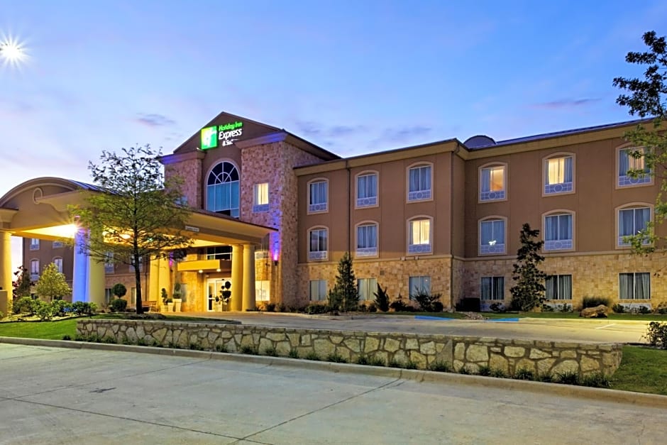 Holiday Inn Express Glen Rose, an IHG Hotel