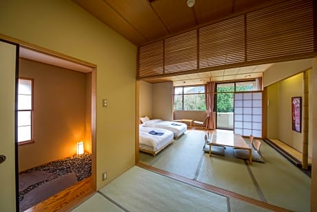 Superior Japanese-Style Room with shared bathroom (Spa One Day Ticket Included)