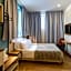 Shlomtzi Hotel