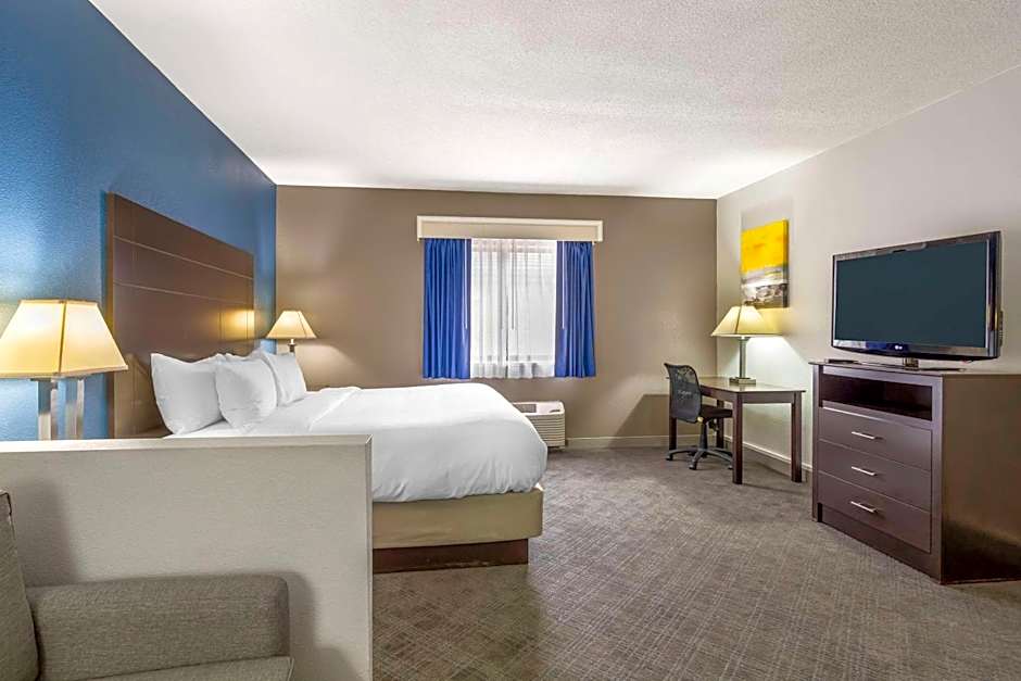 Comfort Inn & Suites Mundelein-Vernon Hills