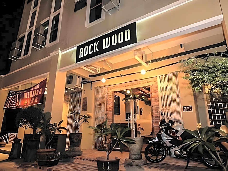 Rock Wood Hotel