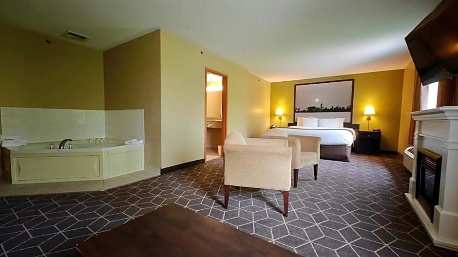 Super 8 by Wyndham Midland