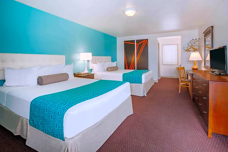 Howard Johnson by Wyndham Traverse City