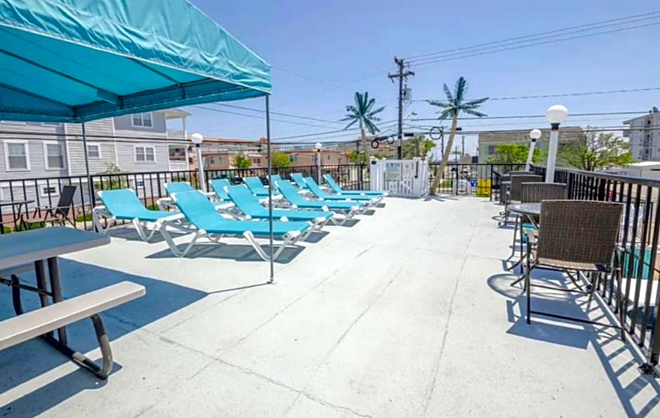 Surfcomber Motel