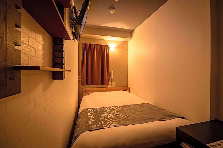 Hotel Peace (Adult Only)