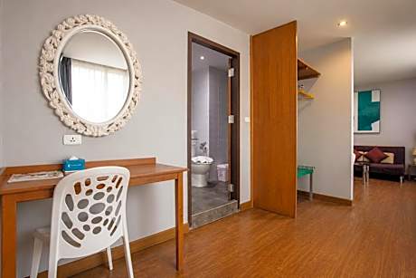 Junior Suite (2 Adults)