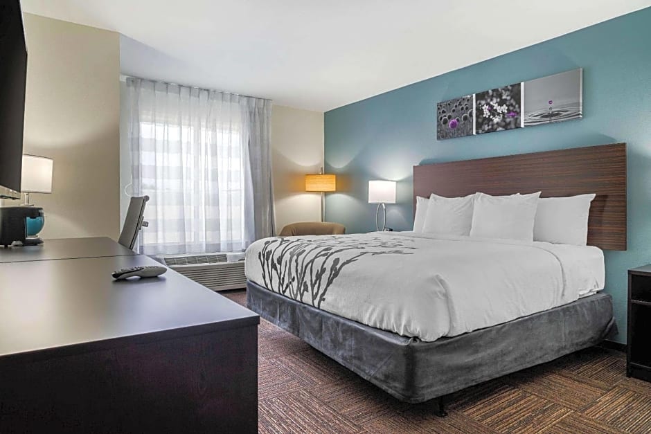 Sleep Inn & Suites