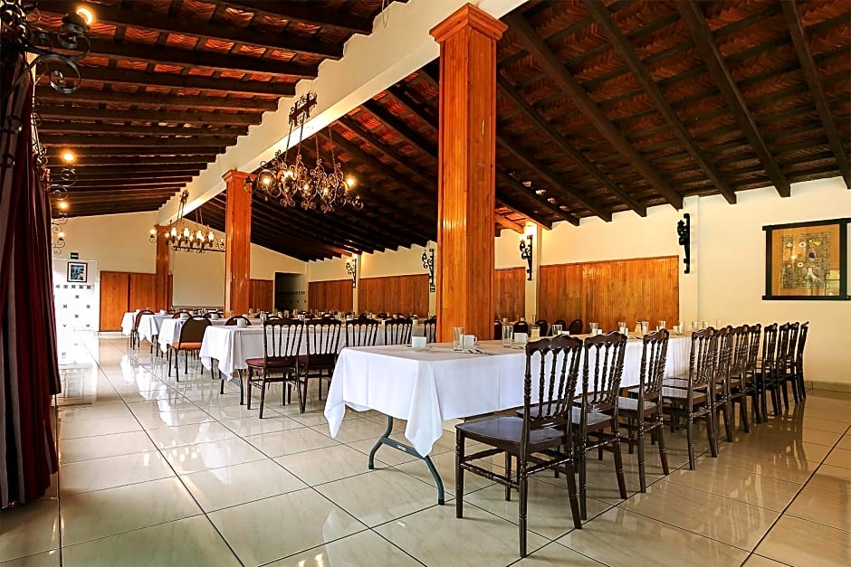 Hotel Pie de la Sierra