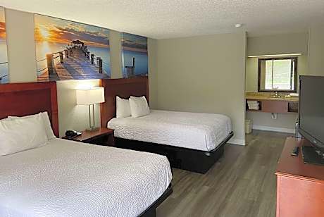 Double Room with Two Double Beds - Smoking