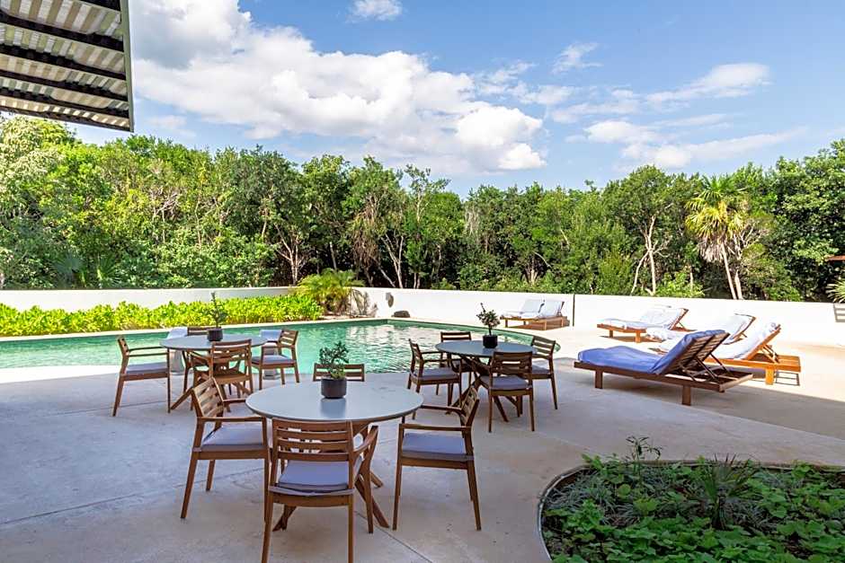 Fabulous & Exclusive Apartments With Sea View Pool BBQ Garden
