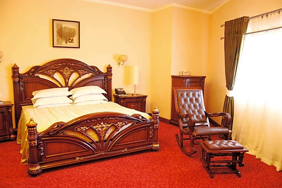 Imperial Royale Hotel