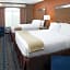 Holiday Inn Express Rocklin - Galleria Area