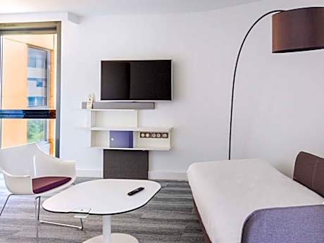 Two Superior Suites next to each other (4 adults + 2 children)